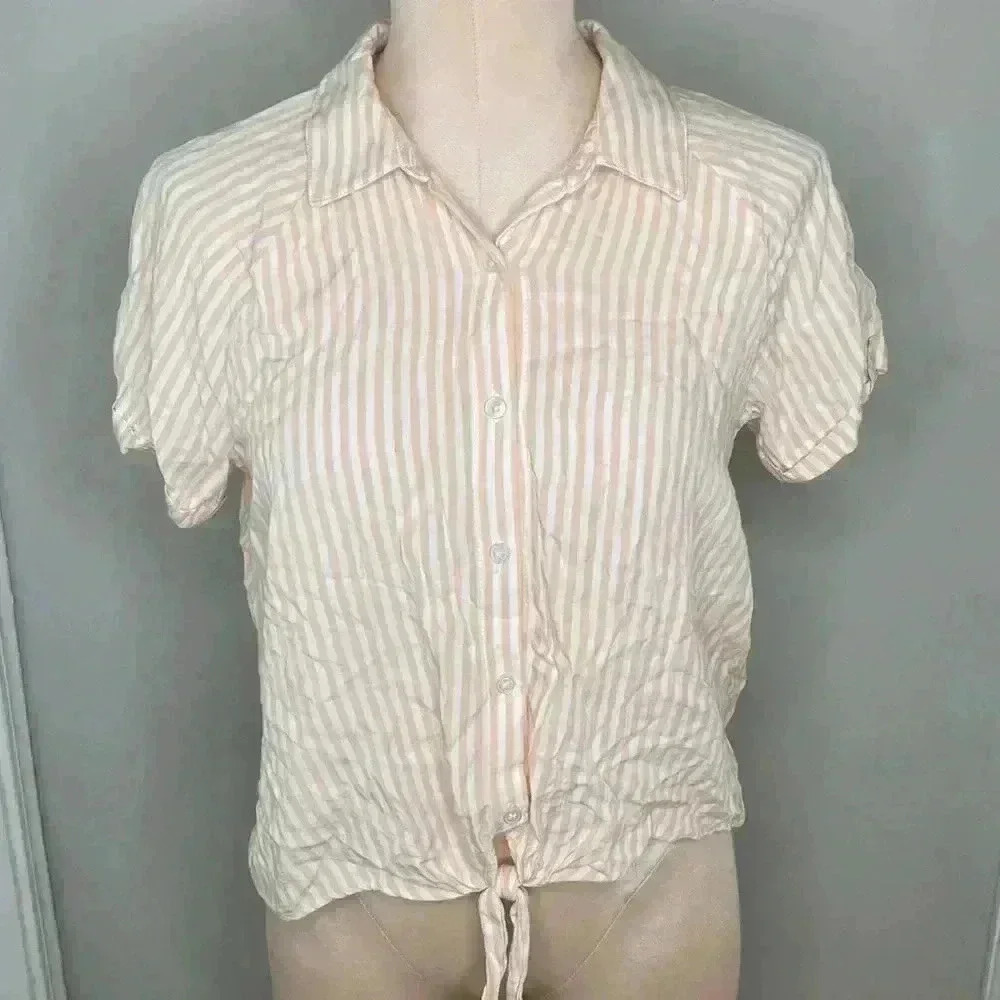Olive and Oak Womens Cropped Front Tie Stripped Shirt Size  Medium
